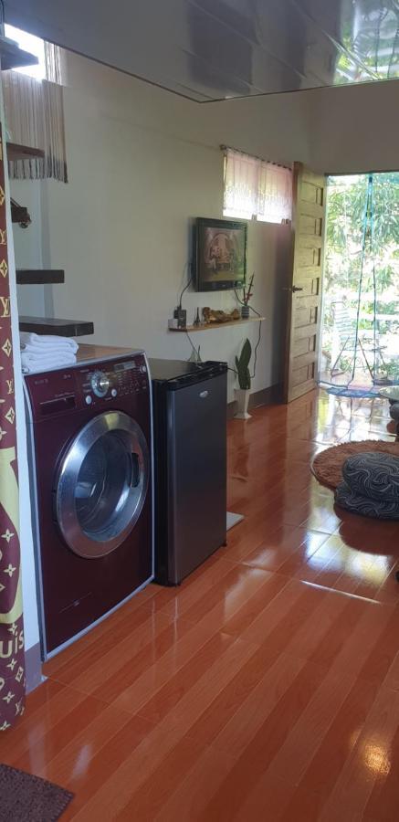Cozy Tinyhouse Near Sm City Daet Exterior foto
